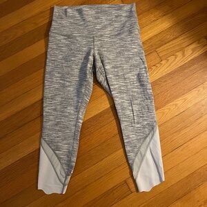 Lululemon Wunder Under Scallop Trim Legging Size 8 23”